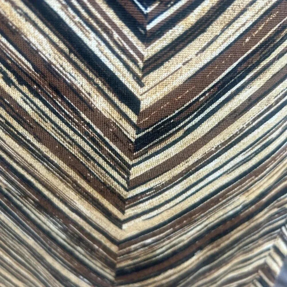 Tommy Bahama Brown Zigzag Silk Blend Flare Skirt Size Medium - Picture 3 of 6